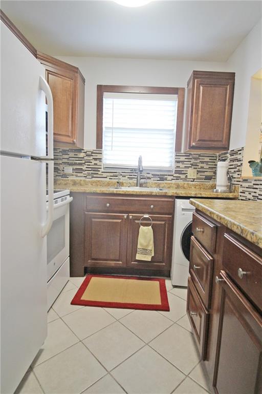 Century Village East - Residential