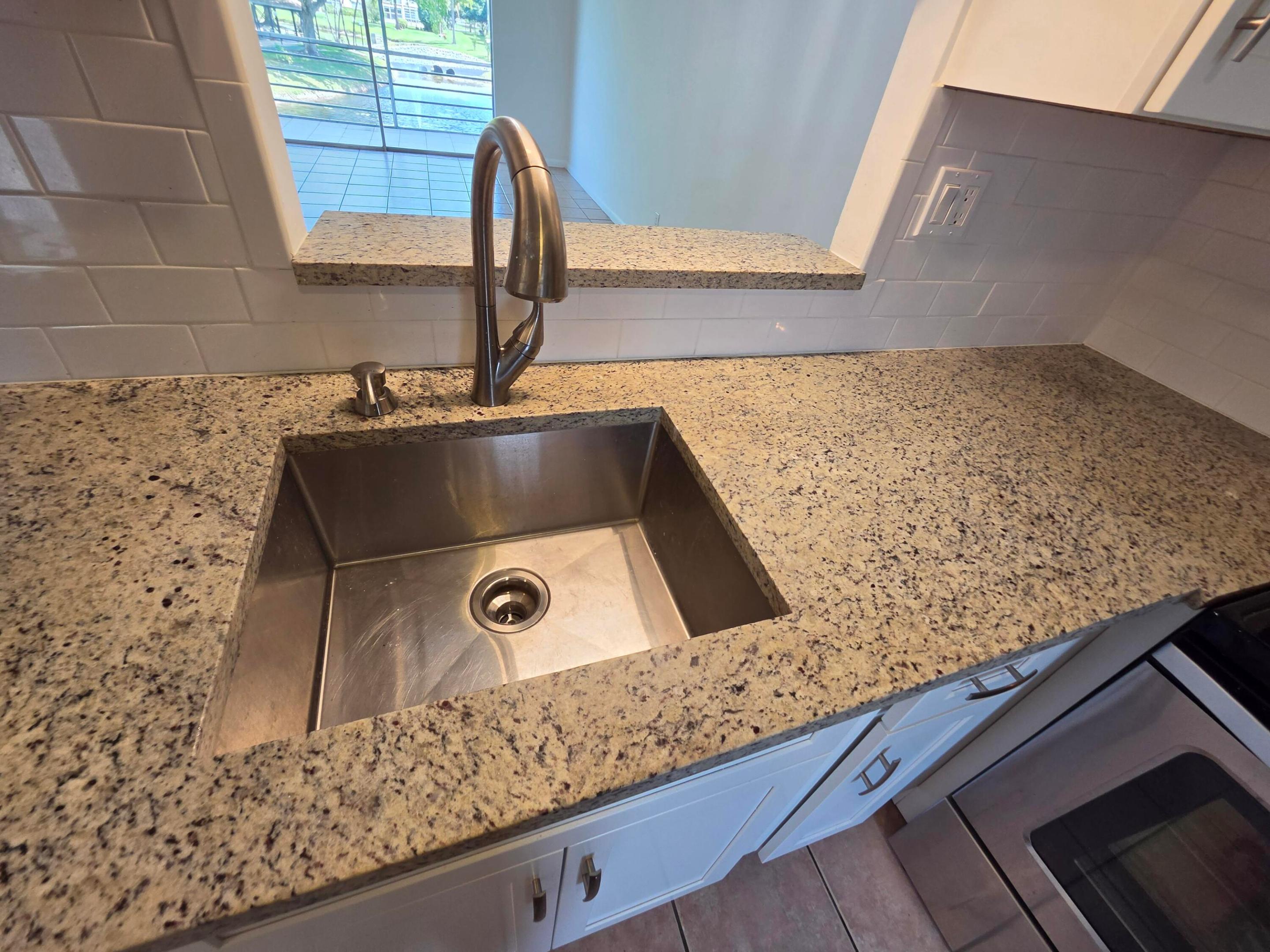 UMBRA GARDENS CONDO - Residential