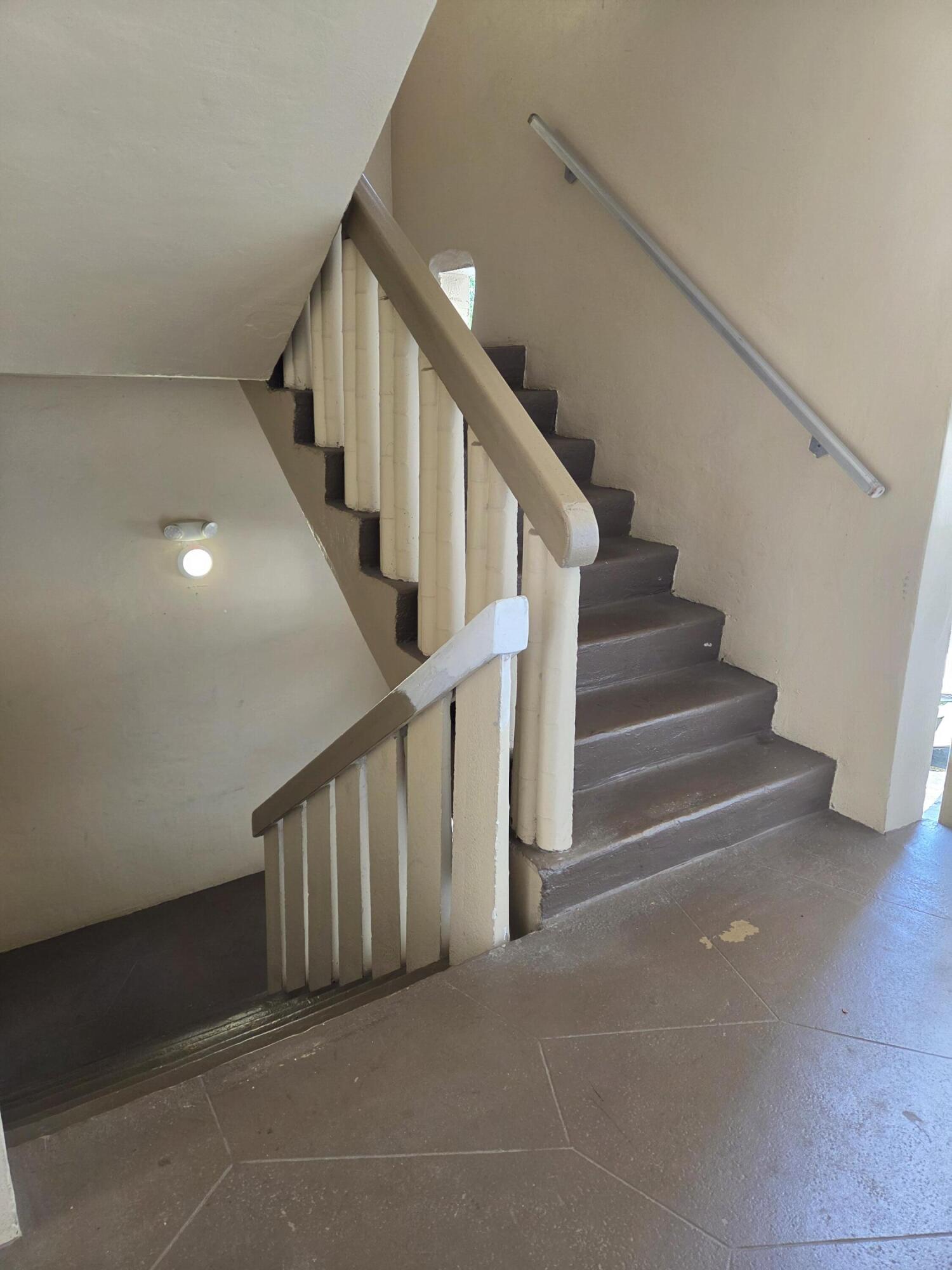 UMBRA GARDENS CONDO - Residential