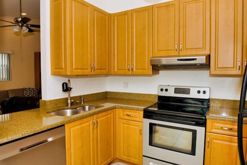 Photo of 10551 Country Club Terrace, Boca Raton, FL 33428 (MLS # B26016091)