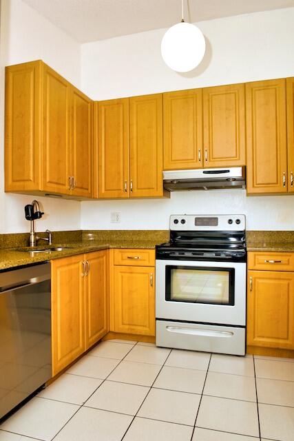 10551 Country Club Terrace