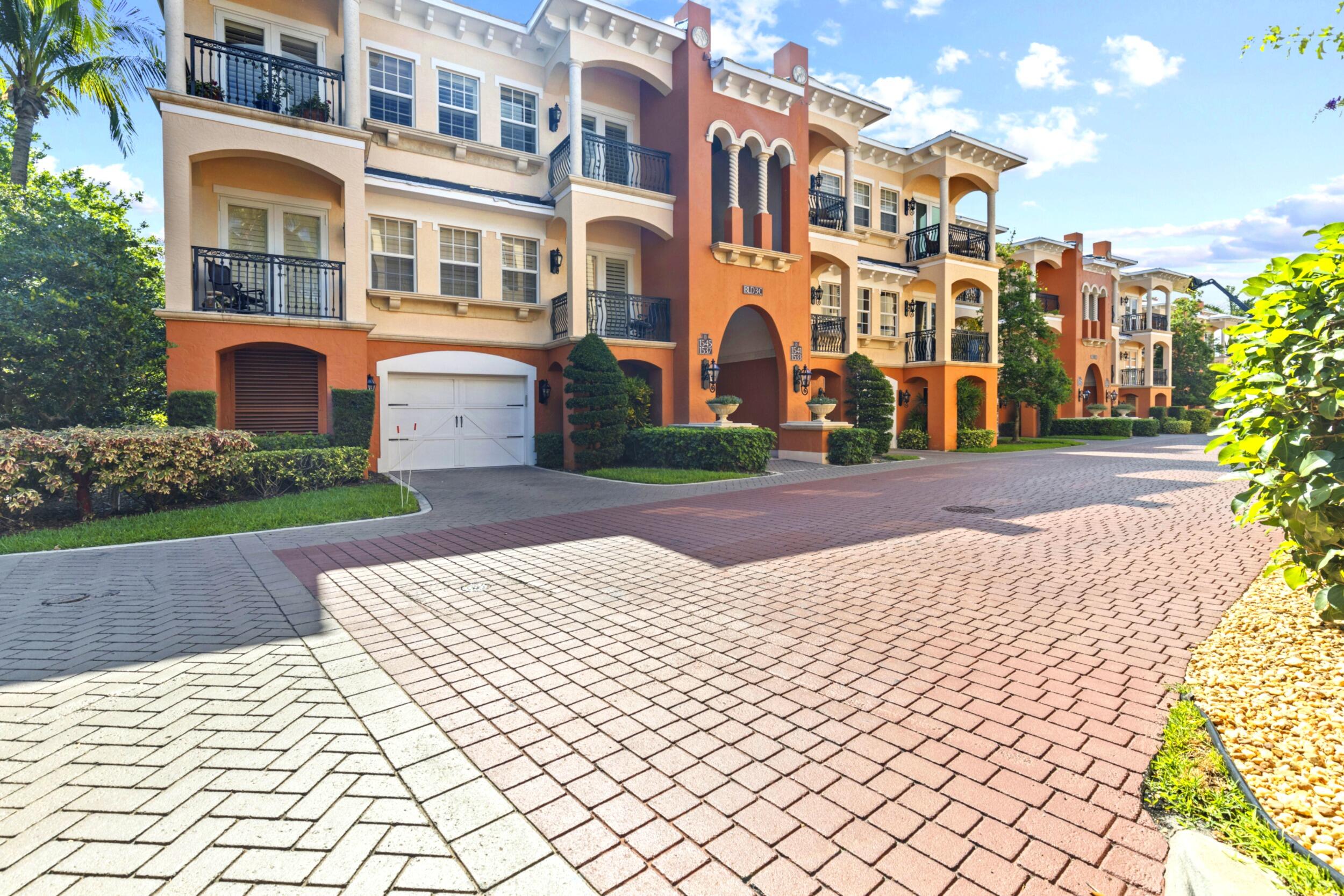 OUTRIGGER HARBOUR CONDO - Residential