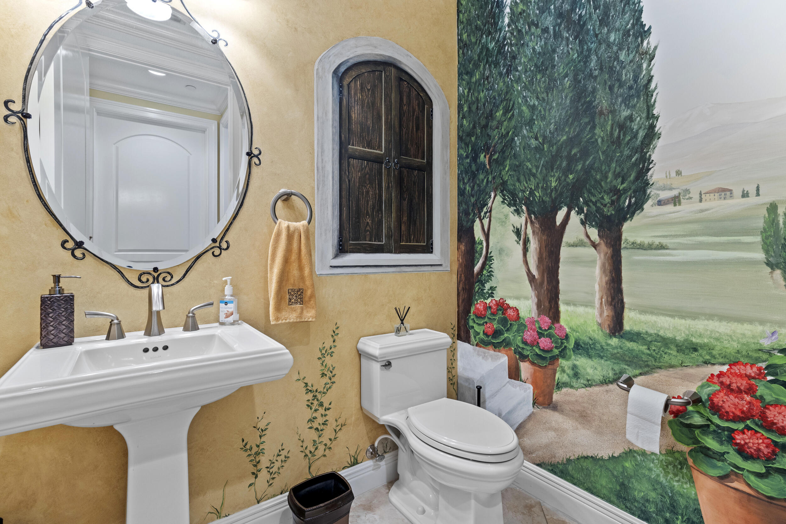 OUTRIGGER HARBOUR CONDO - Residential