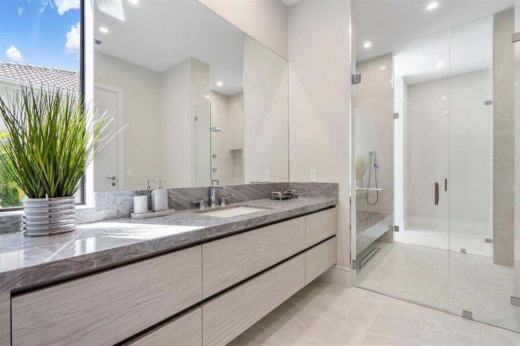 ST ANDREWS COUNTRY CLUB 5 - Residential