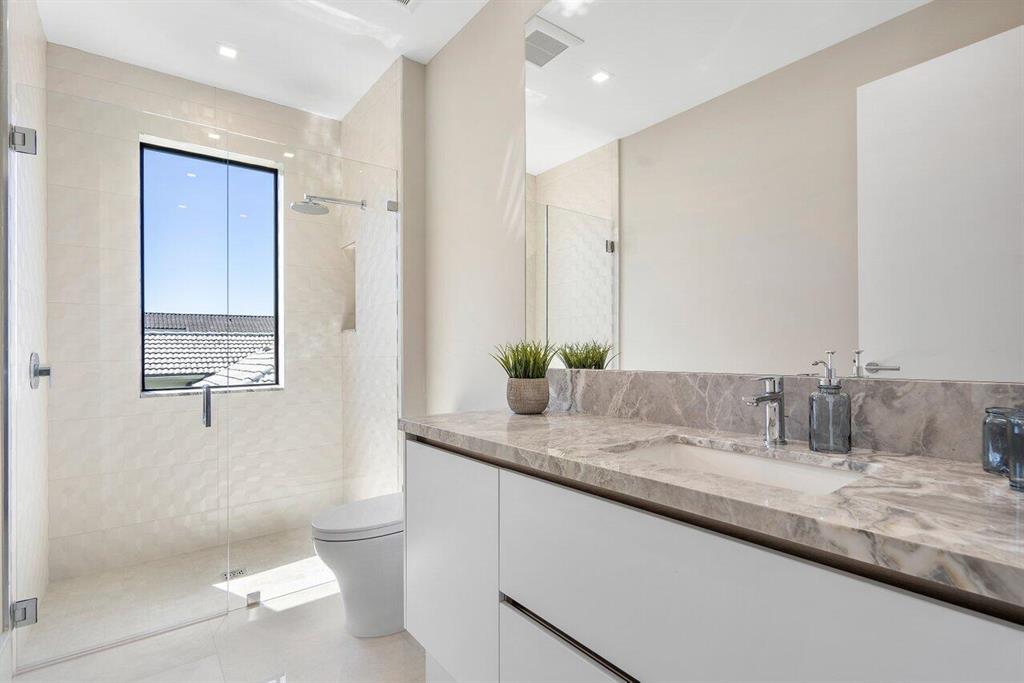 ST ANDREWS COUNTRY CLUB 5 - Residential