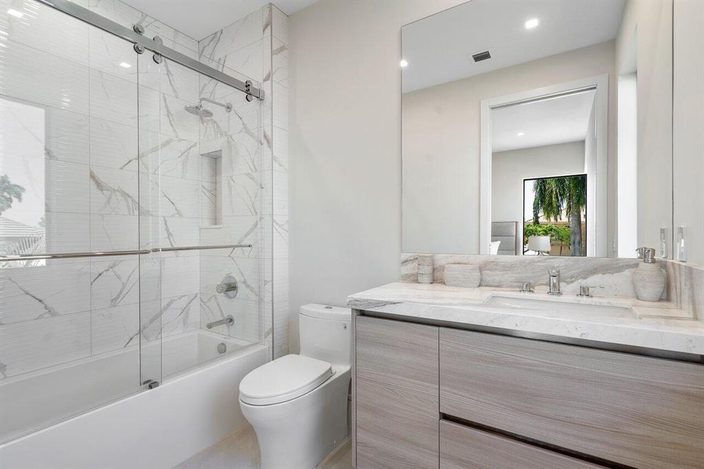 ST ANDREWS COUNTRY CLUB 5 - Residential