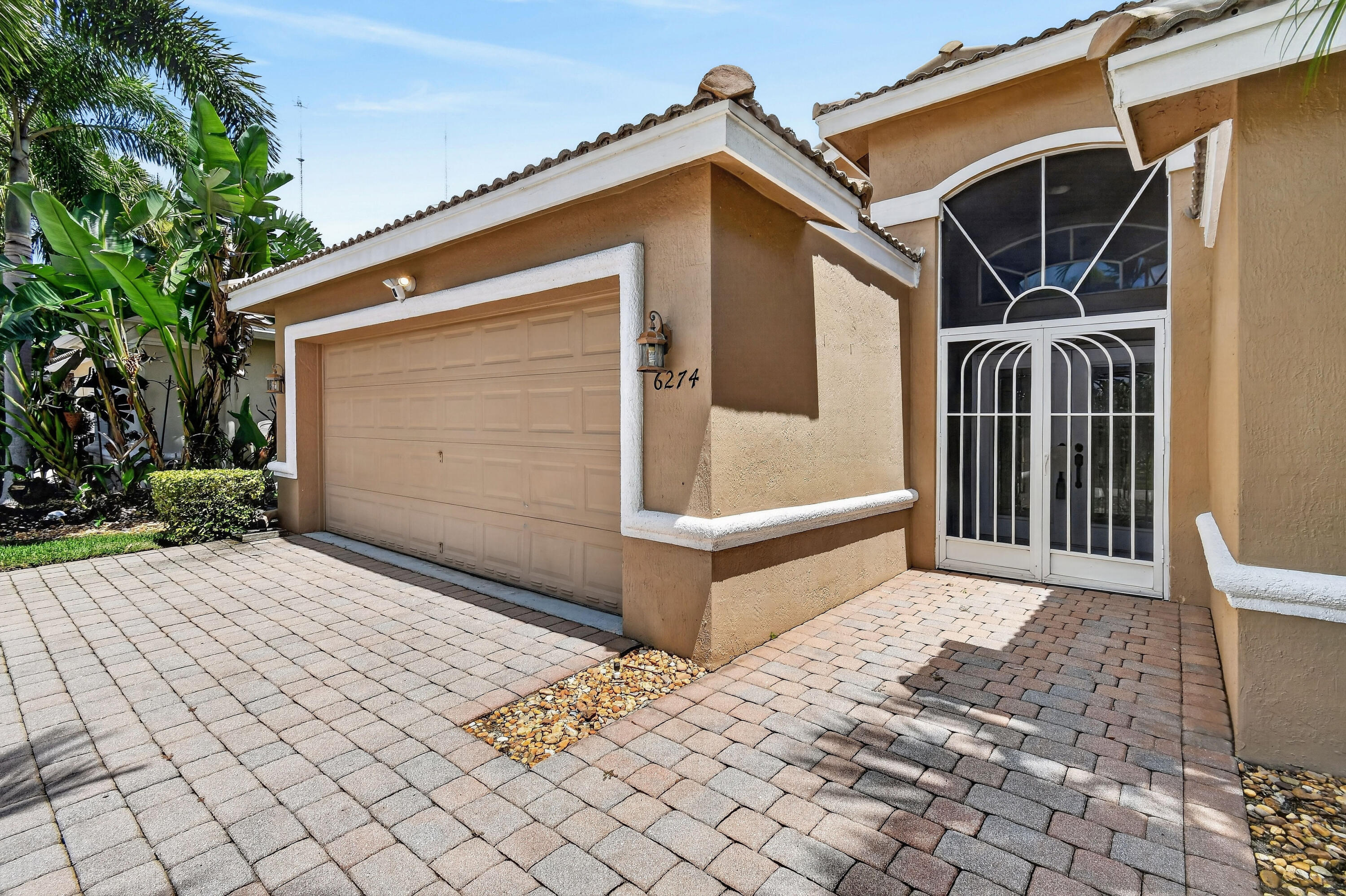 6274 VIA PRIMO Street