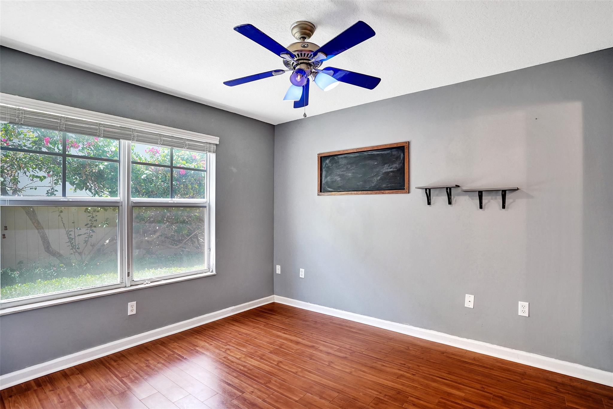 1033 NE 17th Way 902
