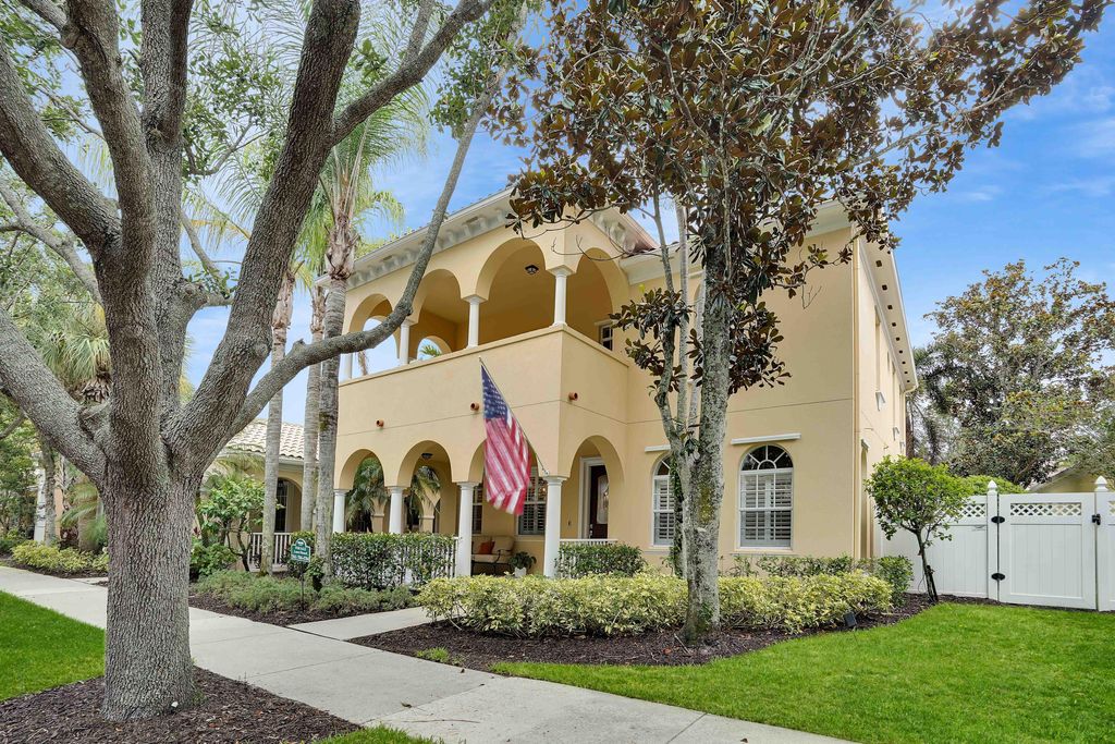 Photo of 217 Florence Drive, Jupiter, FL 33458 (MLS # B26037520)