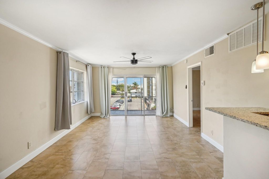 Photo of 3040 NE 16th Avenue #402, Oakland Park, FL 33334 (MLS # F10556694)