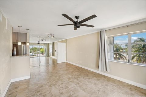 Tiny photo for 3040 NE 16th Avenue #402, Oakland Park, FL 33334 (MLS # F10556694)