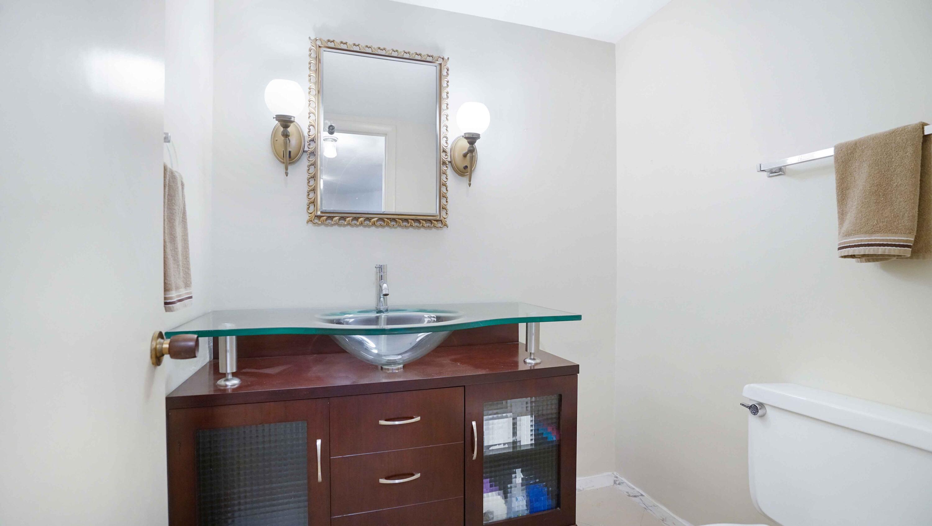 GALLEON CONDO - Residential