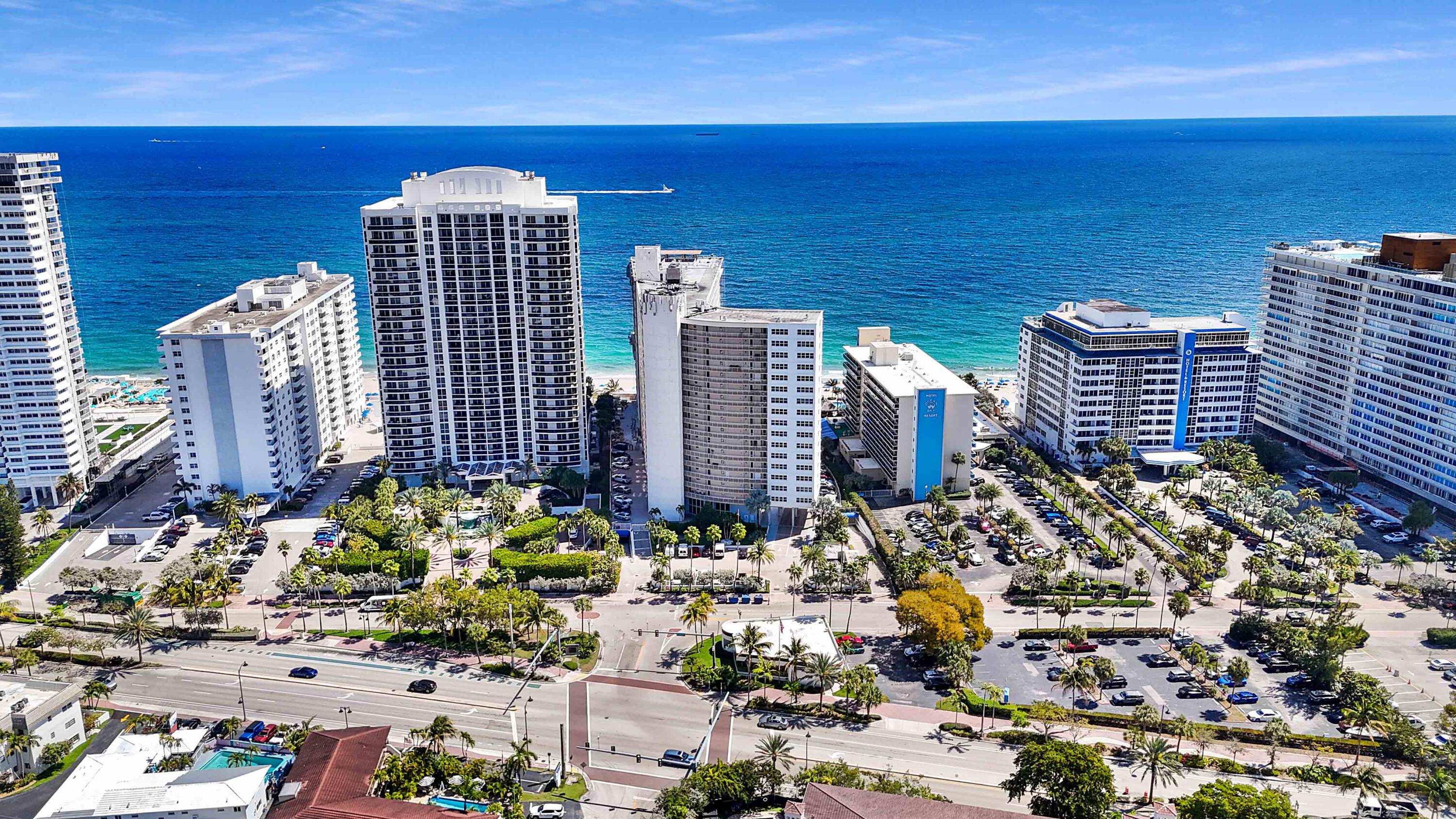 GALLEON CONDO - Residential