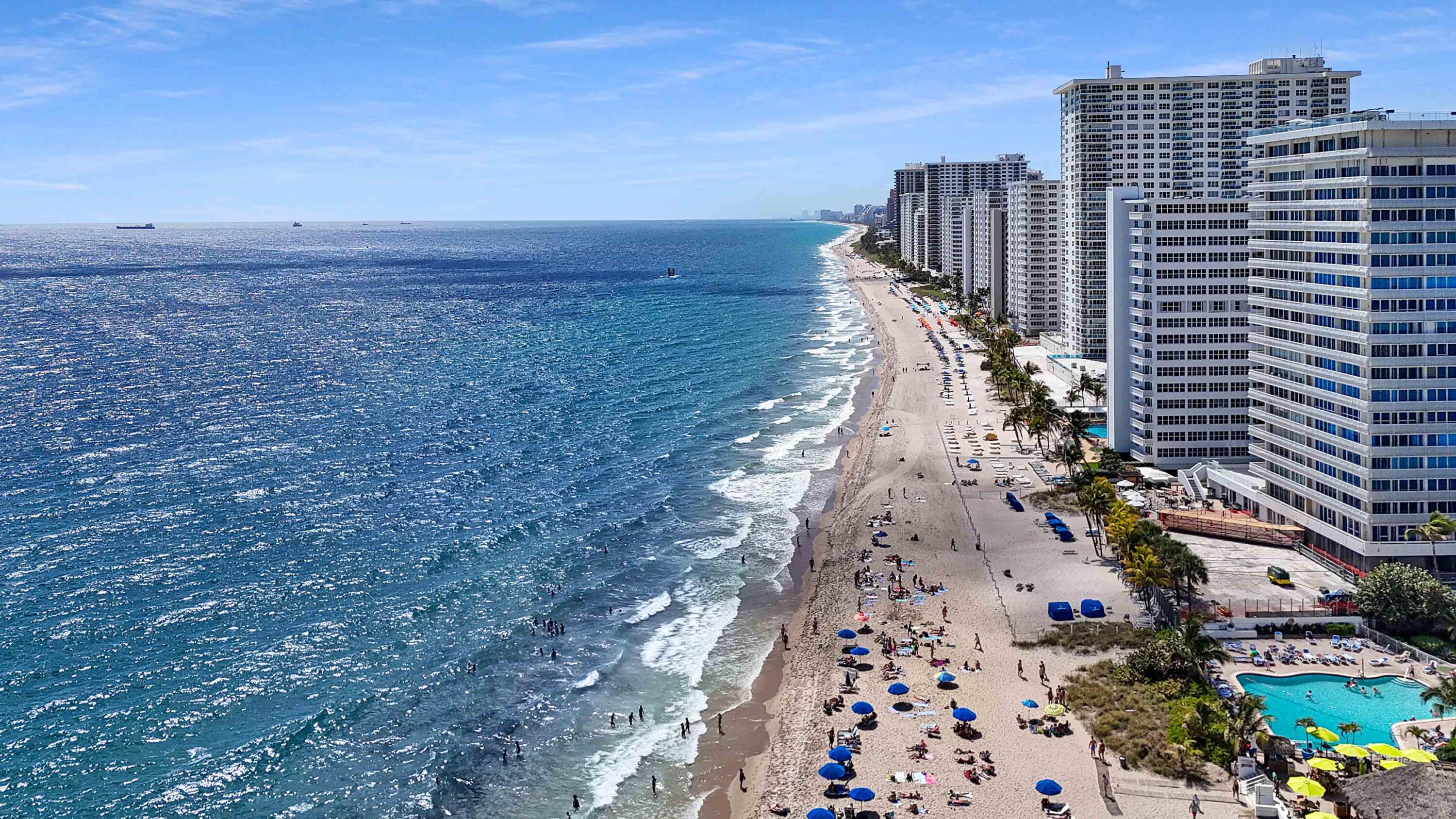 GALLEON CONDO - Residential