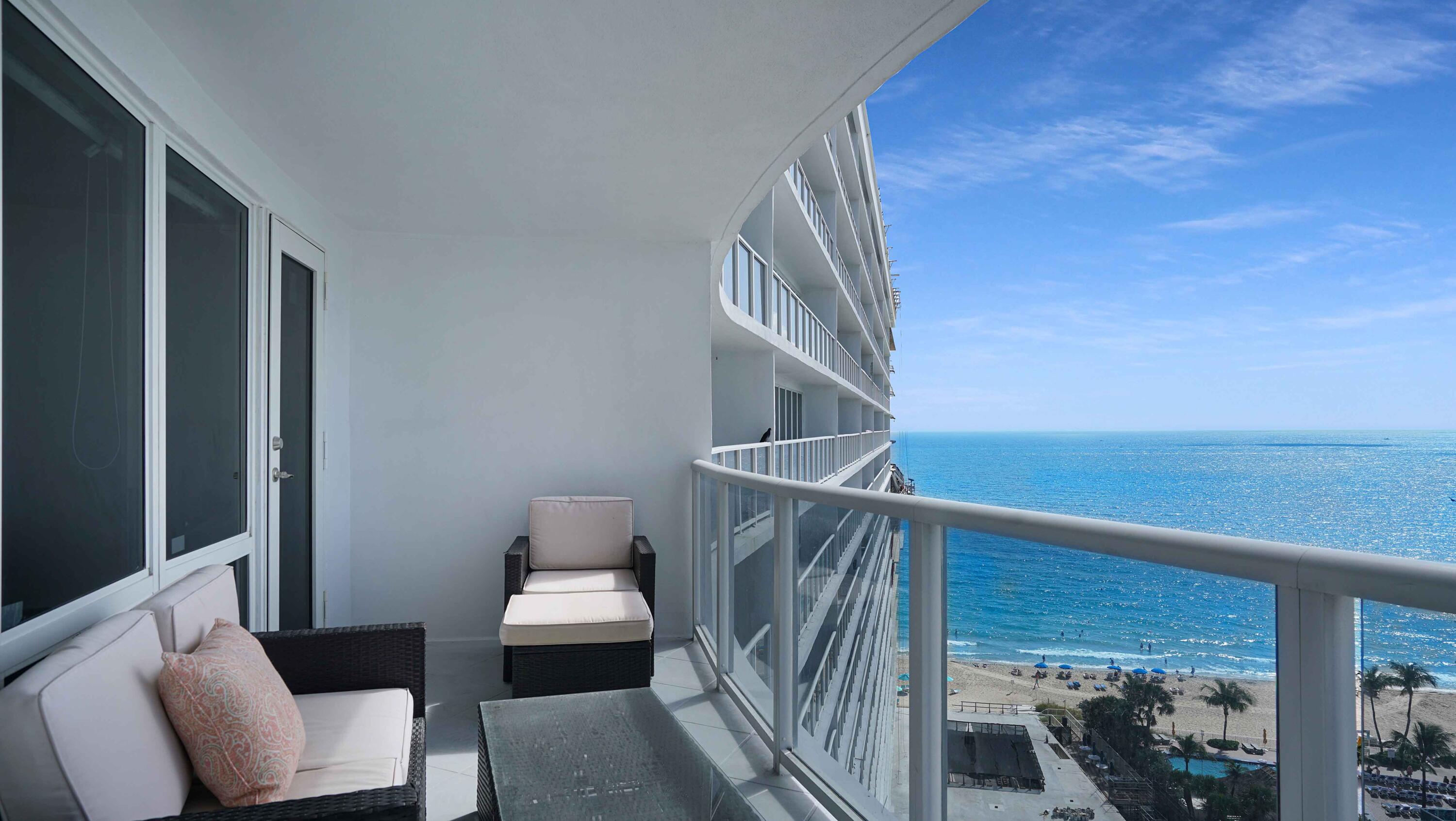 GALLEON CONDO - Residential