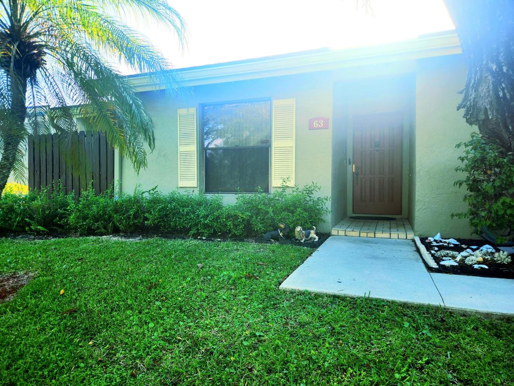 Photo of 63 Meadows Drive #6-c, Boynton Beach, FL 33436 (MLS # B26013086)