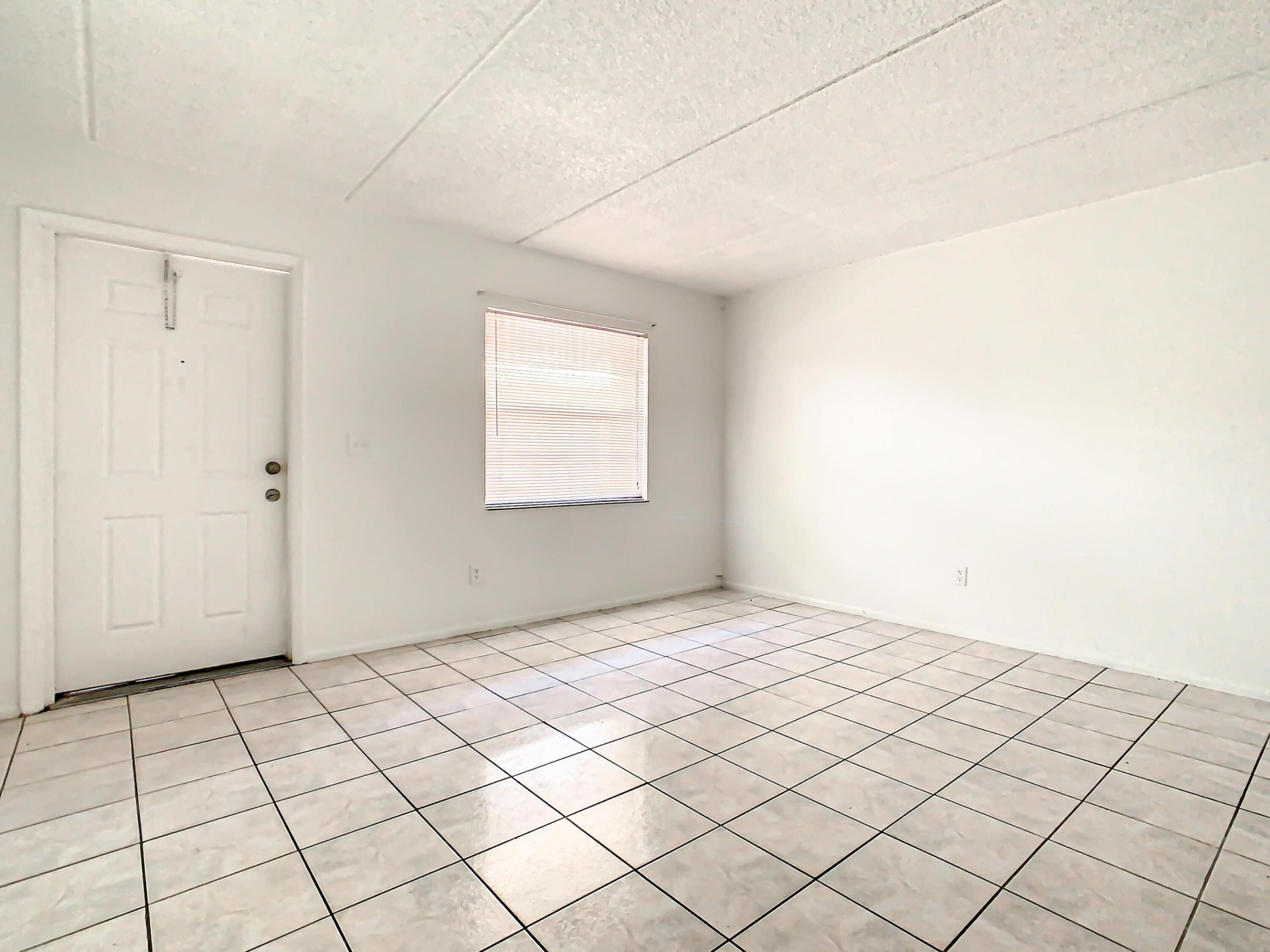 PALM GARDENS CONDO - Residential Lease