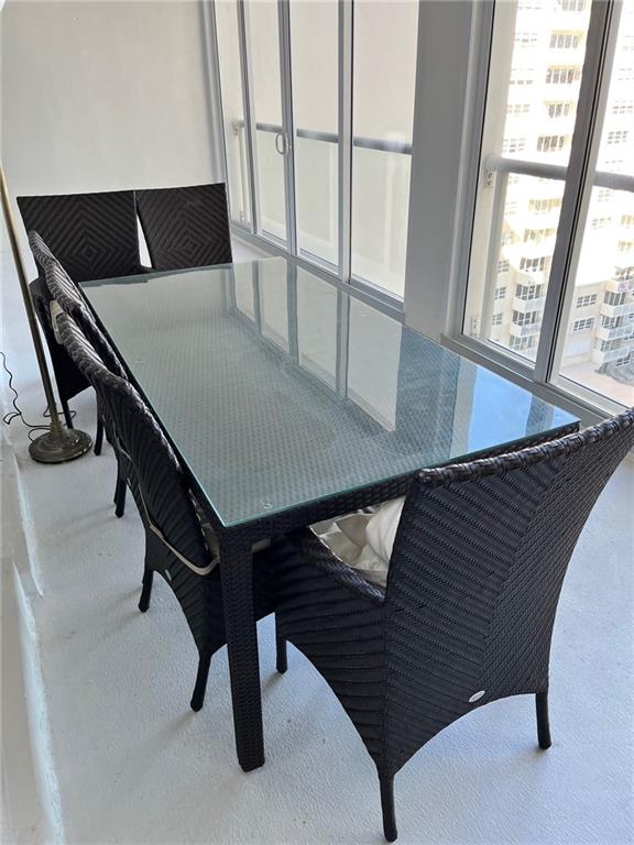 Sea Monarch - Residential