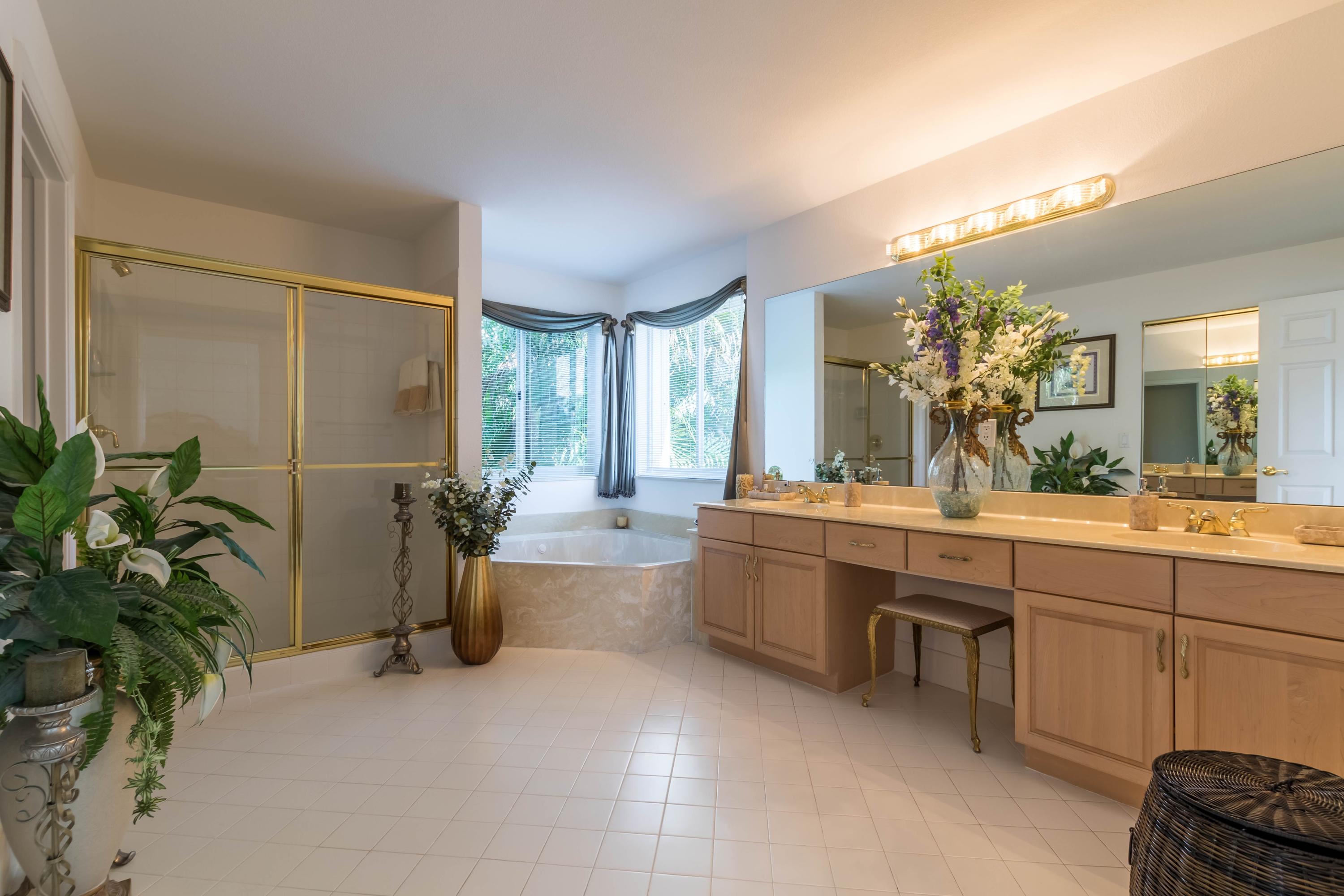 CHARLESTON SHORES - Residential