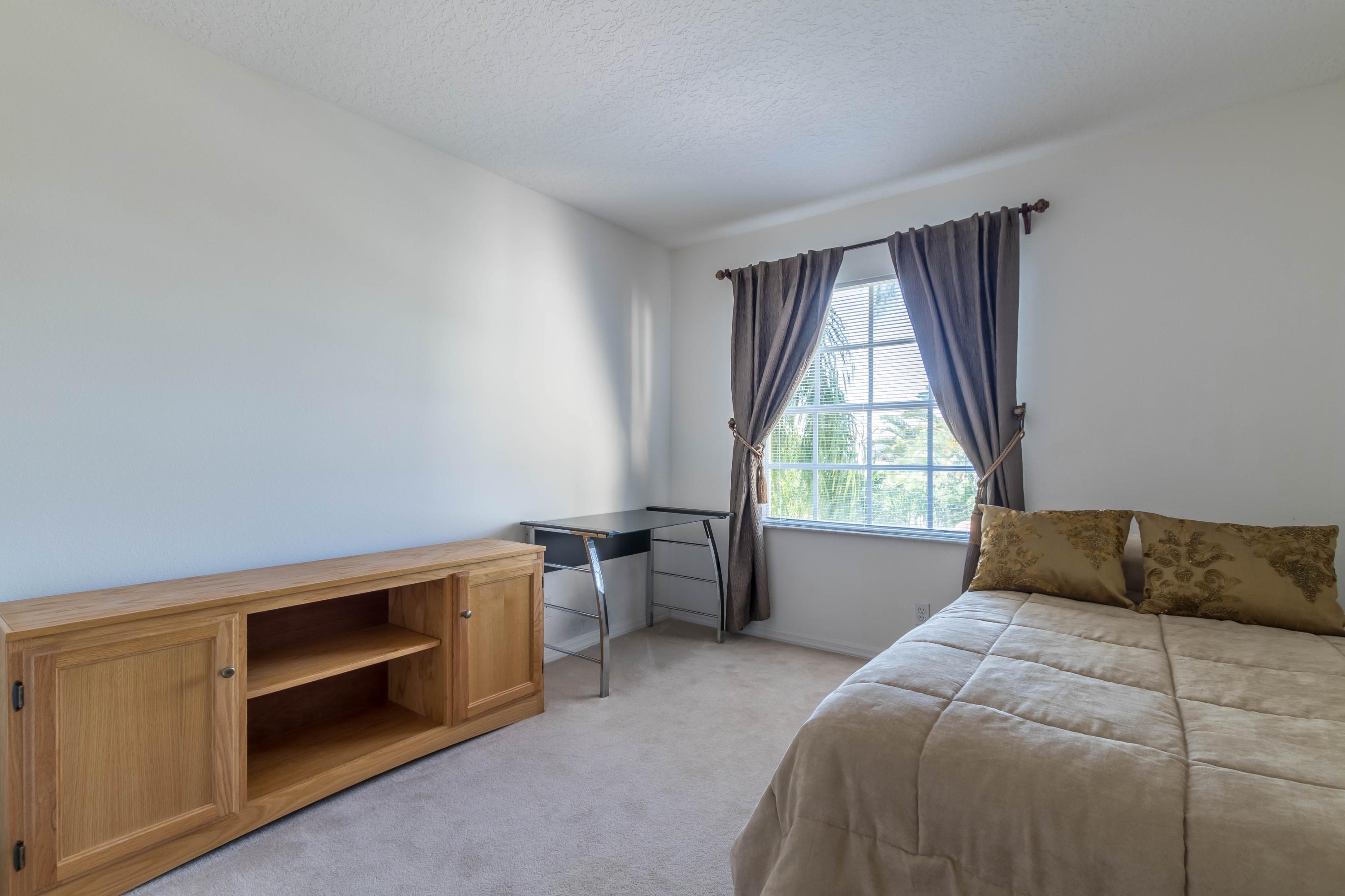 CHARLESTON SHORES - Residential