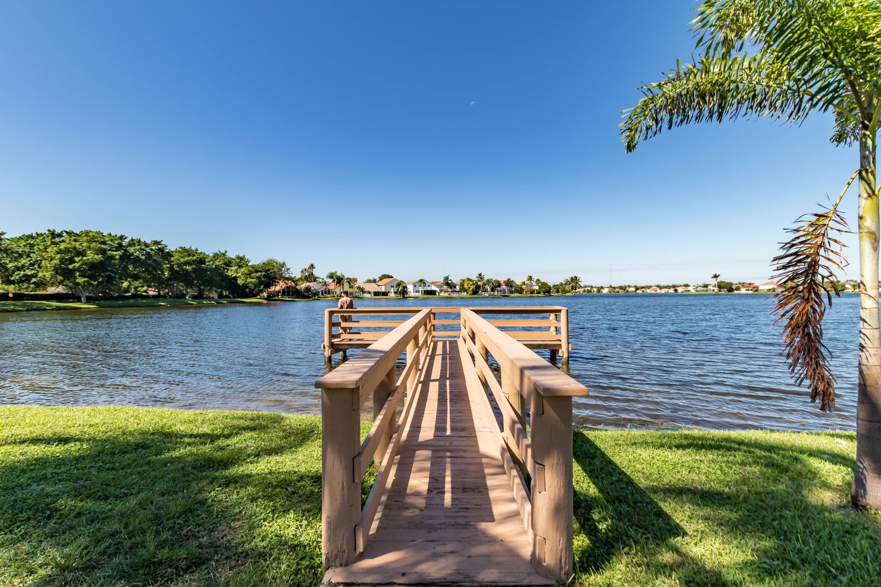CHARLESTON SHORES - Residential