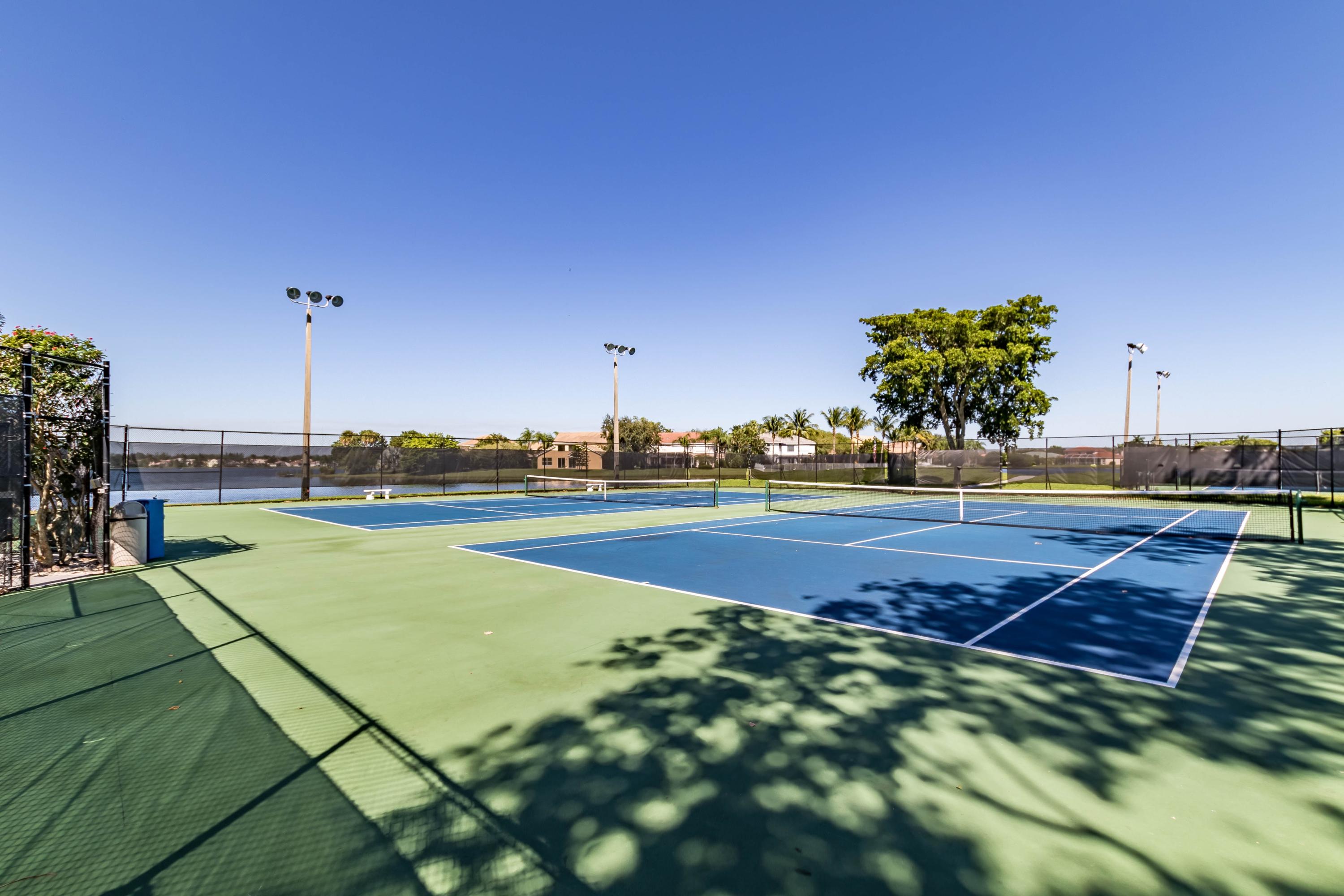 CHARLESTON SHORES - Residential