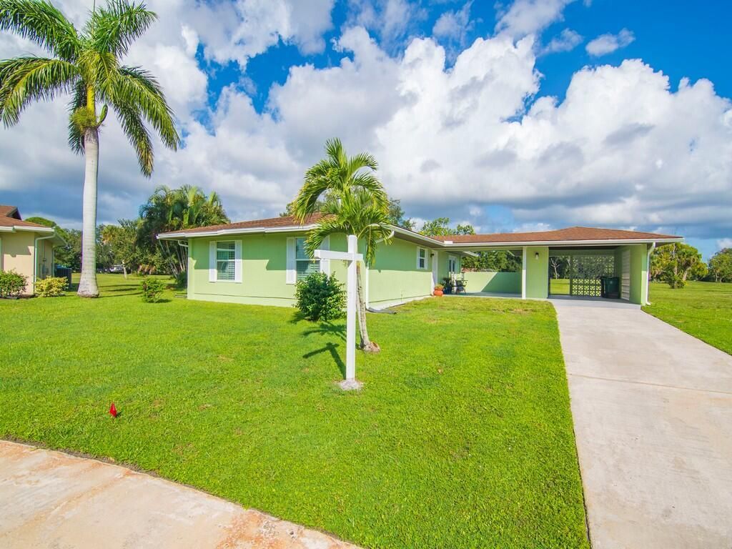 Photo of 315 NE Brasher Court, Port Saint Lucie, FL 34983 (MLS # R11126166)