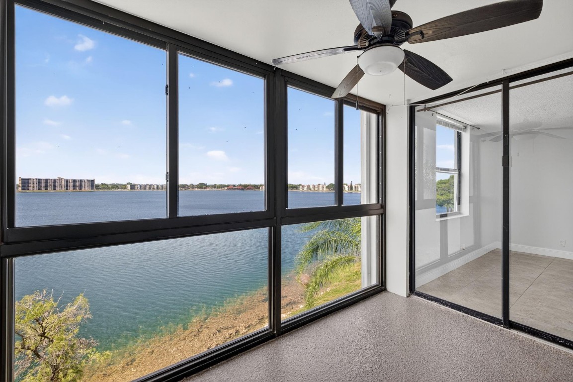 Lake Emerald - Residential