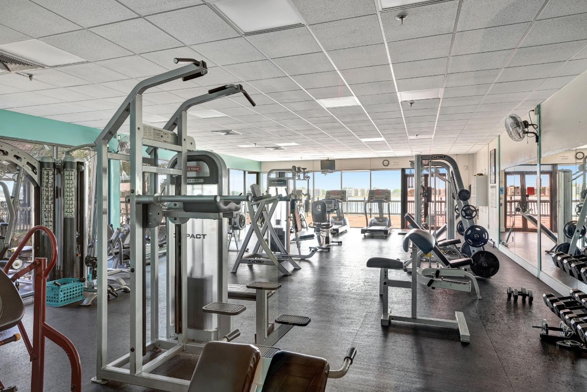 Lake Emerald - Residential