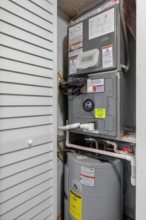 Lake Emerald - Residential