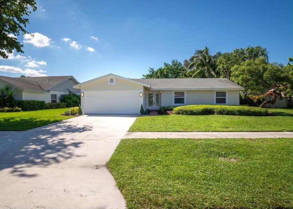 Photo of 4126 Birchwood Drive, Boca Raton, FL 33487 (MLS # B26056544)
