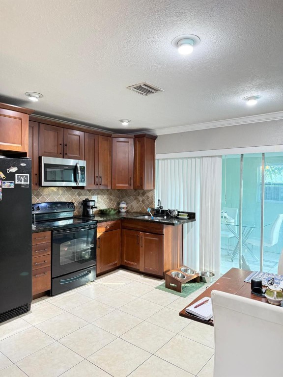 Tamarac Lakes South 62-24 - Residential