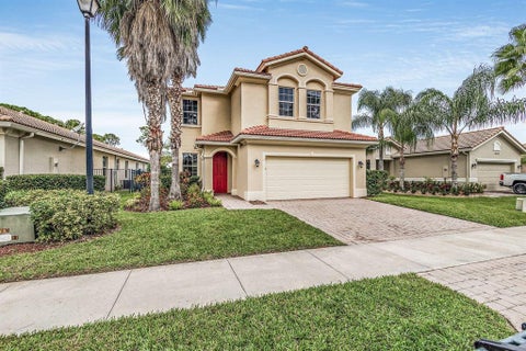 Featured picture for the property R10767092