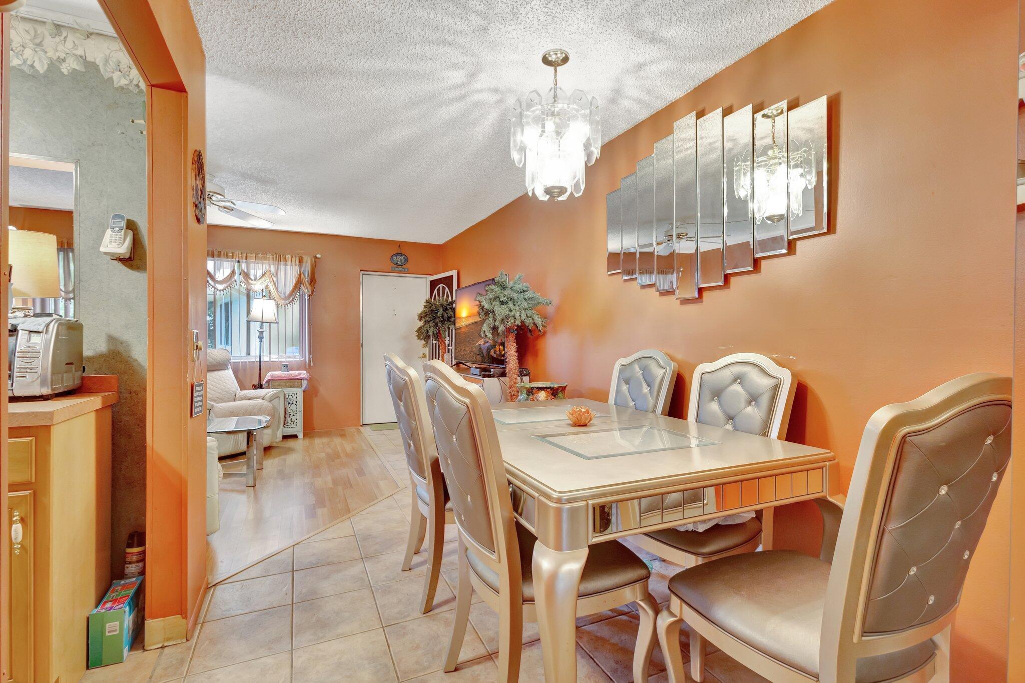 VILLAGE GREEN KENSINGTON CONDO - Residential