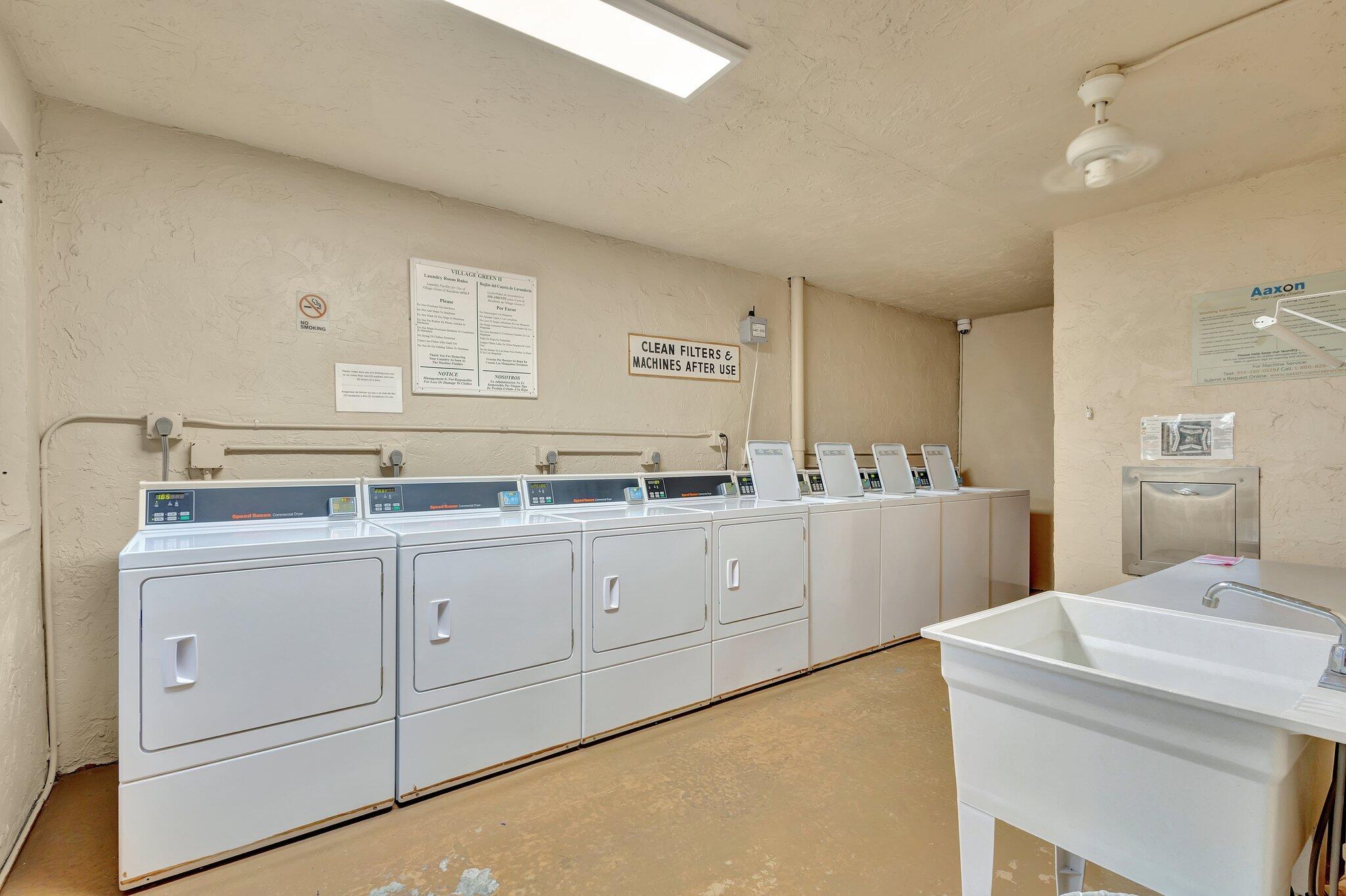 VILLAGE GREEN KENSINGTON CONDO - Residential