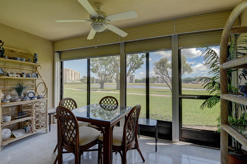 HUNTINGTON LAKES SEC TWO CONDOS - Residential