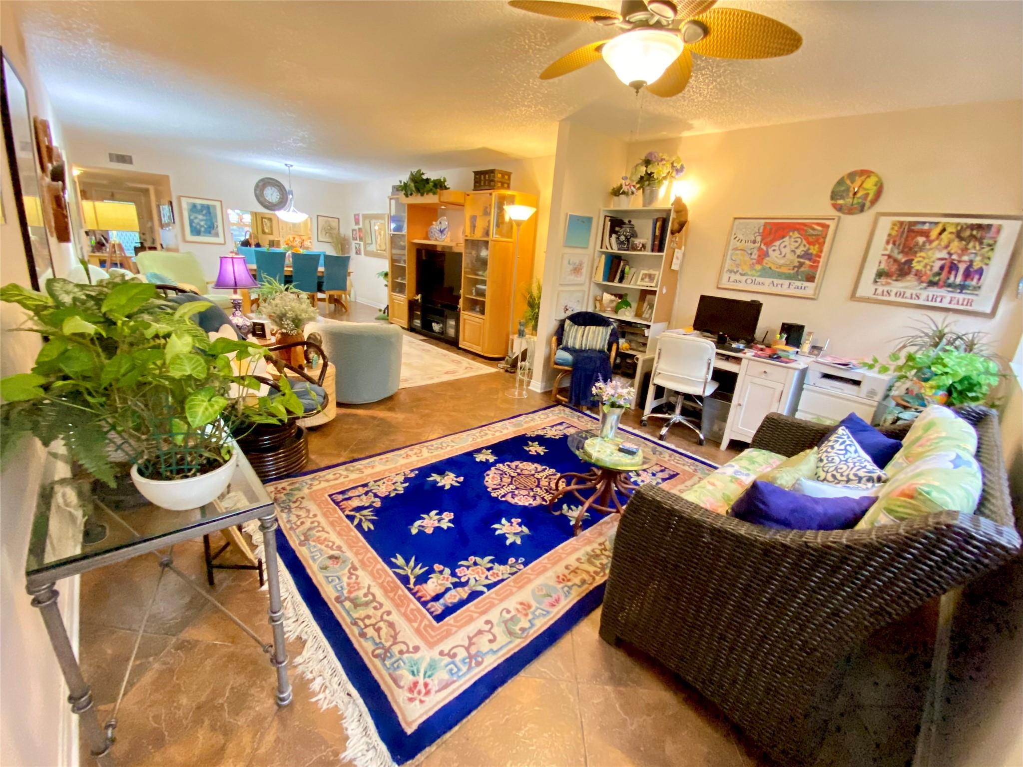 2704 NW 104th Ave 106