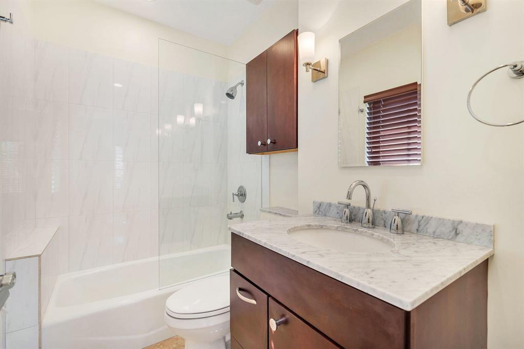 CARLBERG COURT - Residential