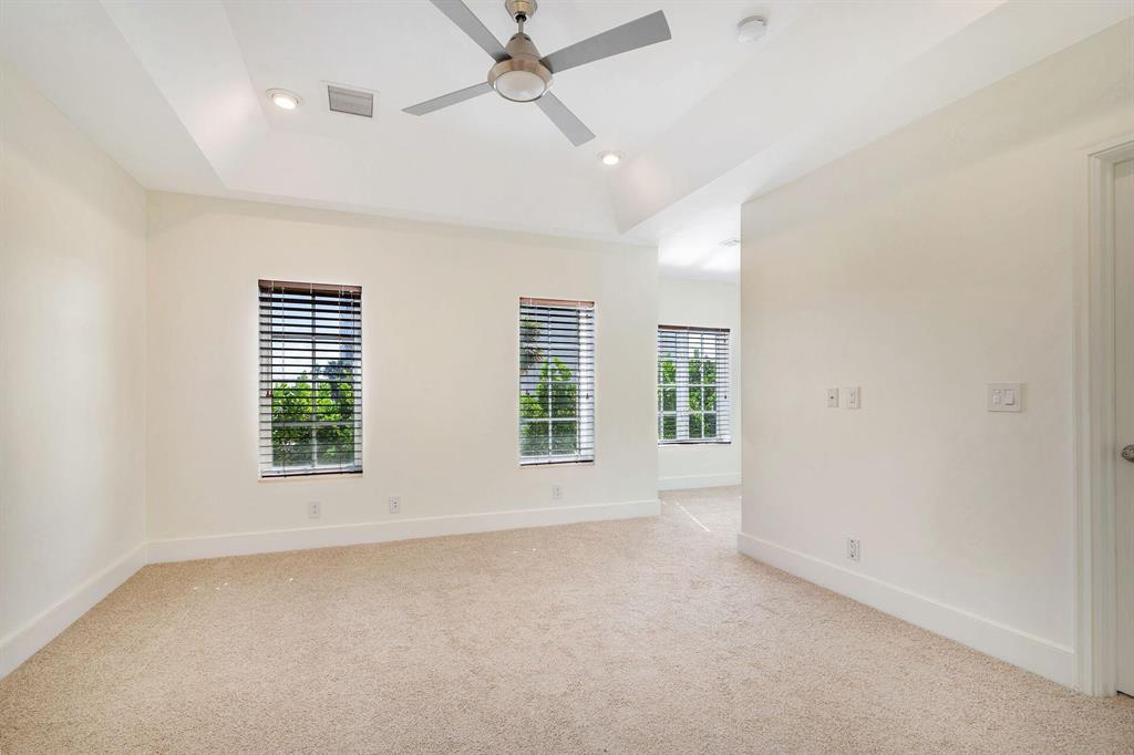 CARLBERG COURT - Residential