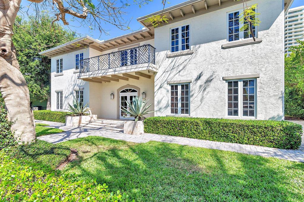 CARLBERG COURT - Residential