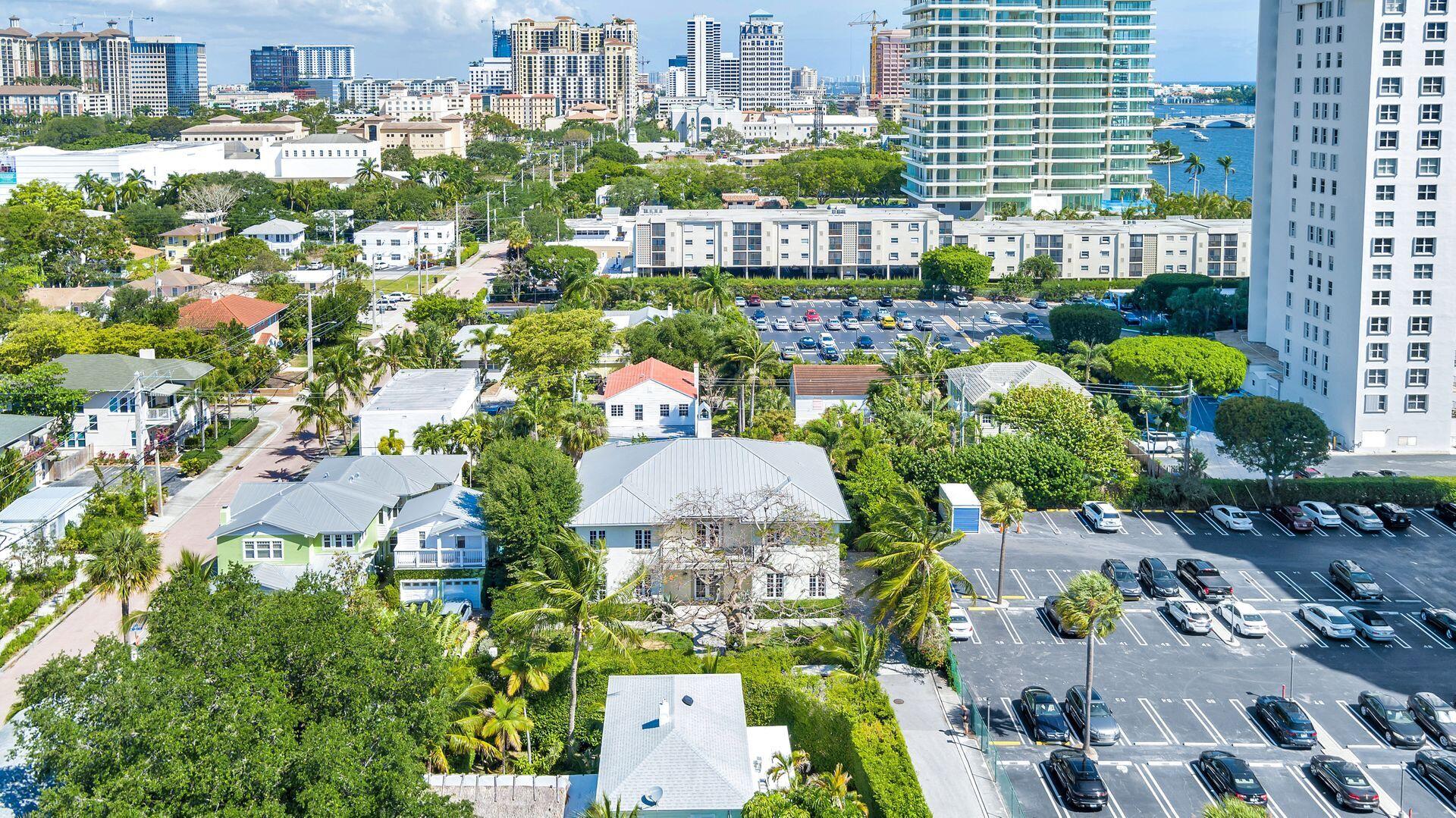 CARLBERG COURT - Residential