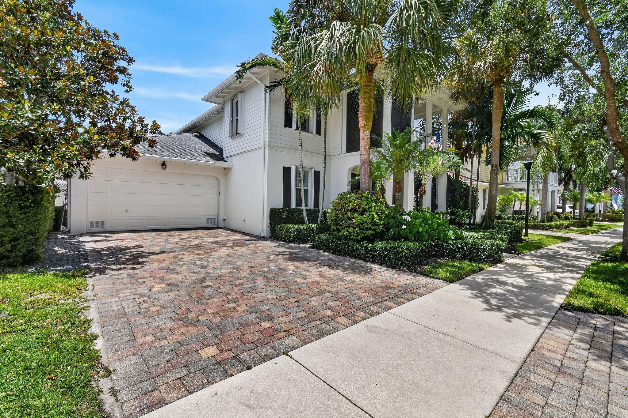 350 Caravelle Drive