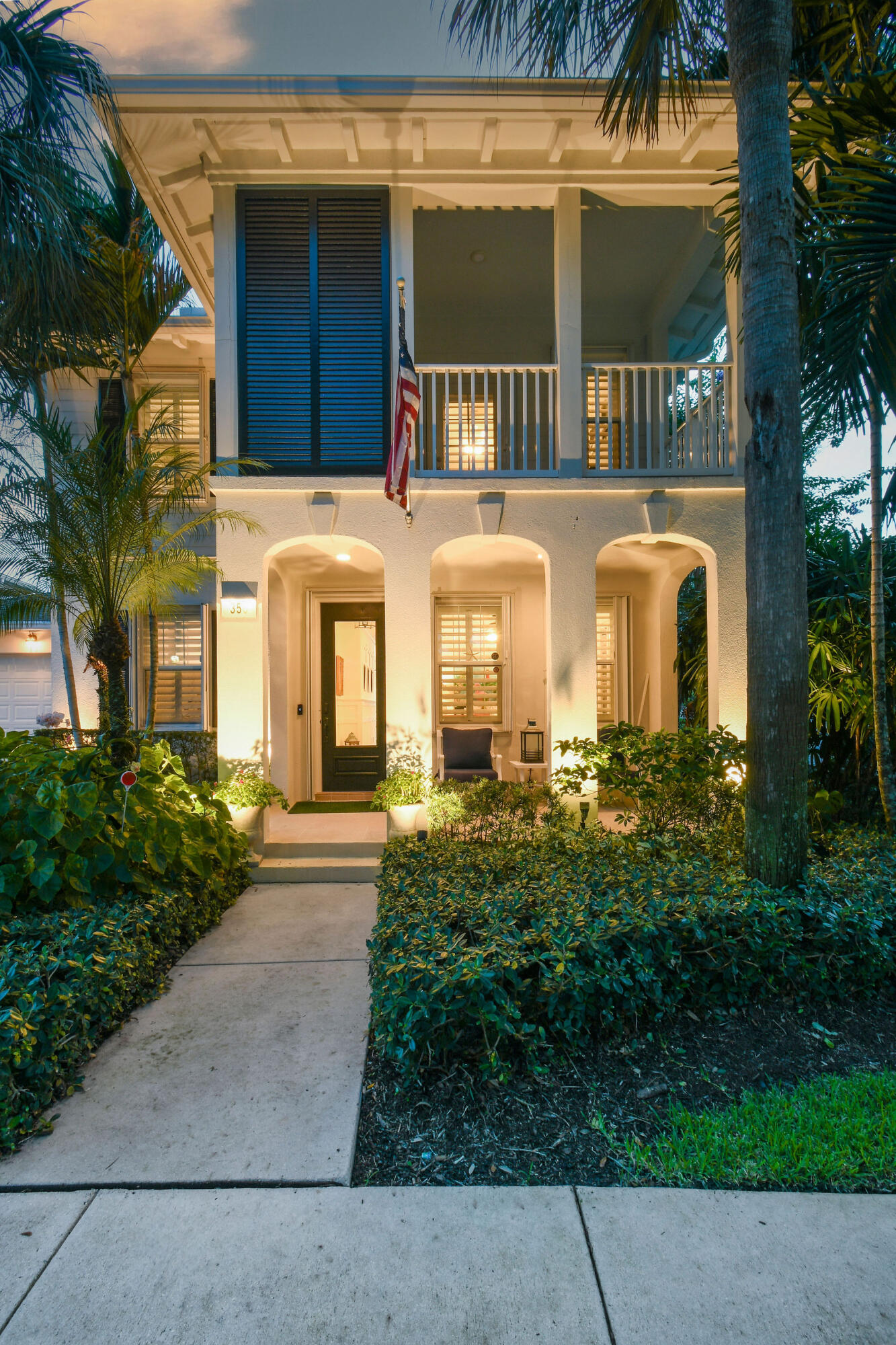 350 Caravelle Drive