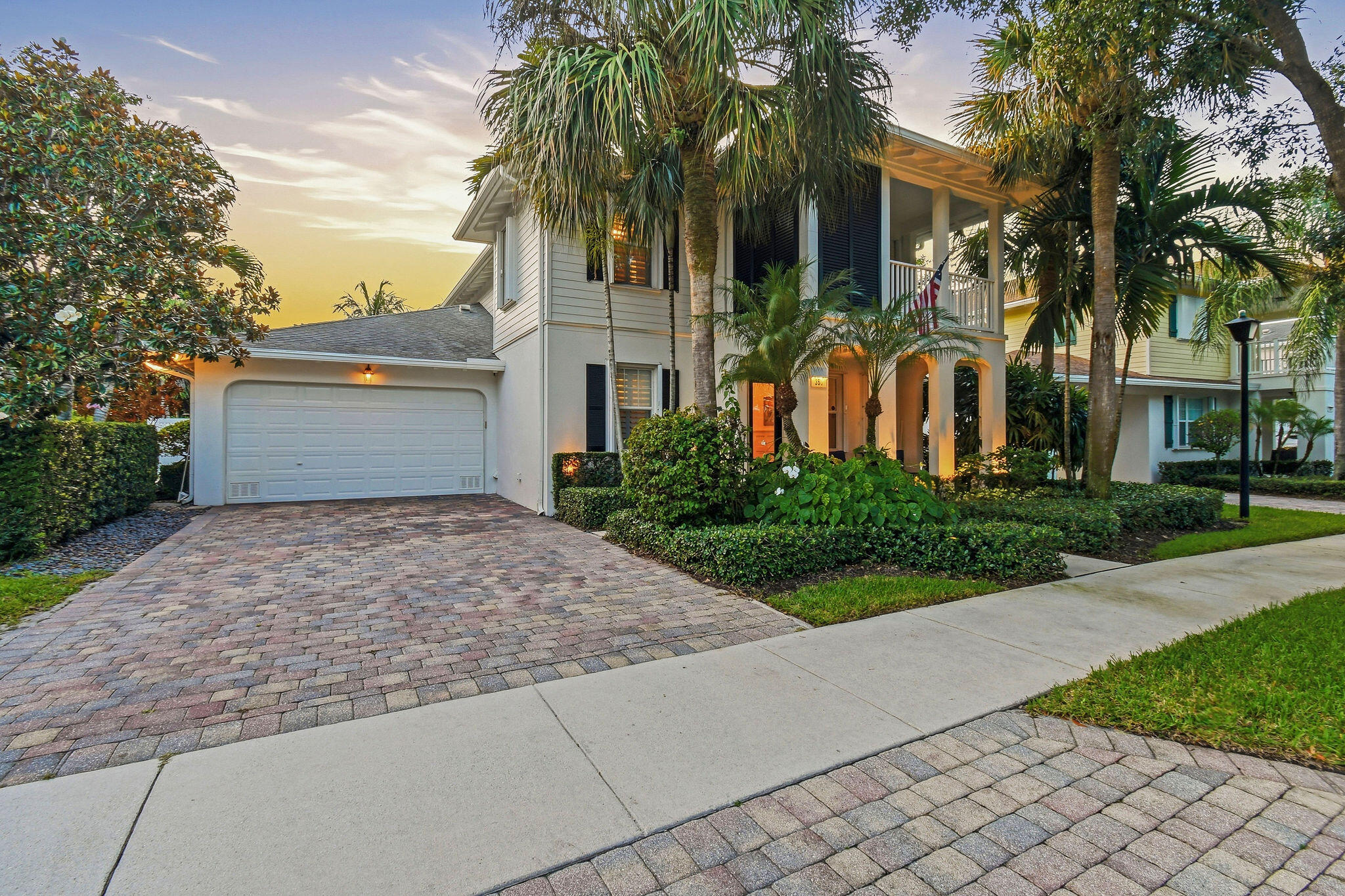 350 Caravelle Drive