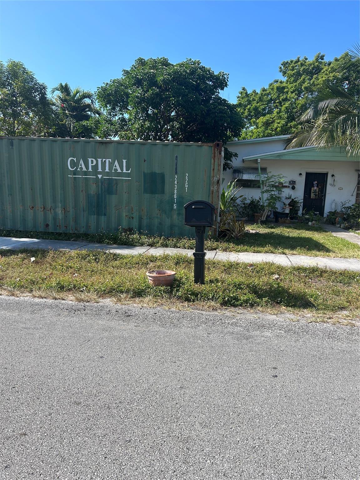 2830 SW 30