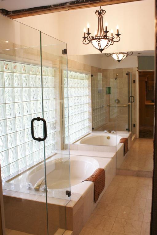 PELICAN HARBOR - Residential