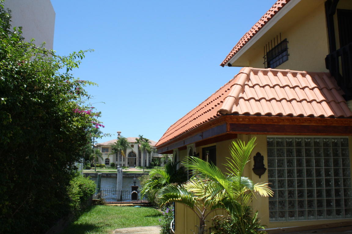 PELICAN HARBOR - Residential