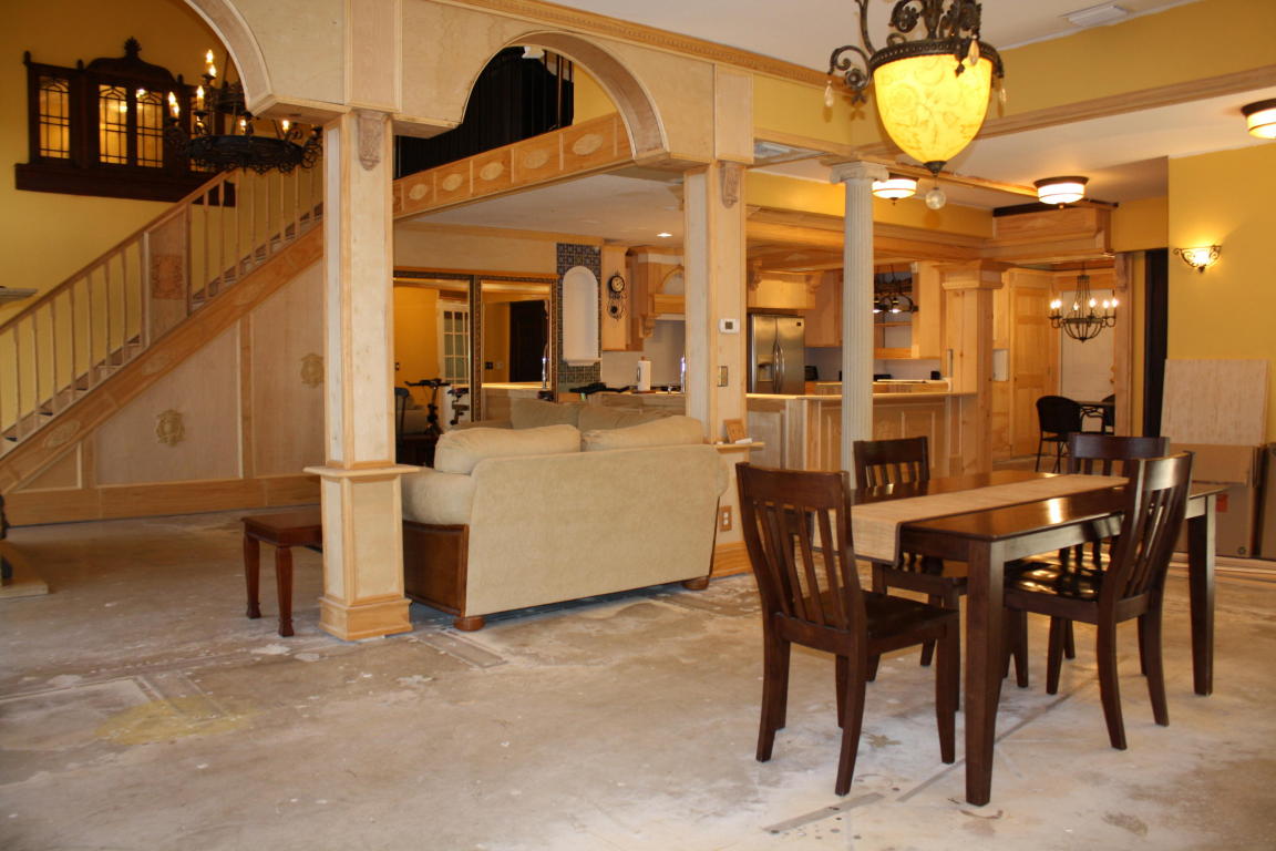 PELICAN HARBOR - Residential