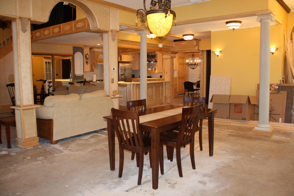 PELICAN HARBOR - Residential