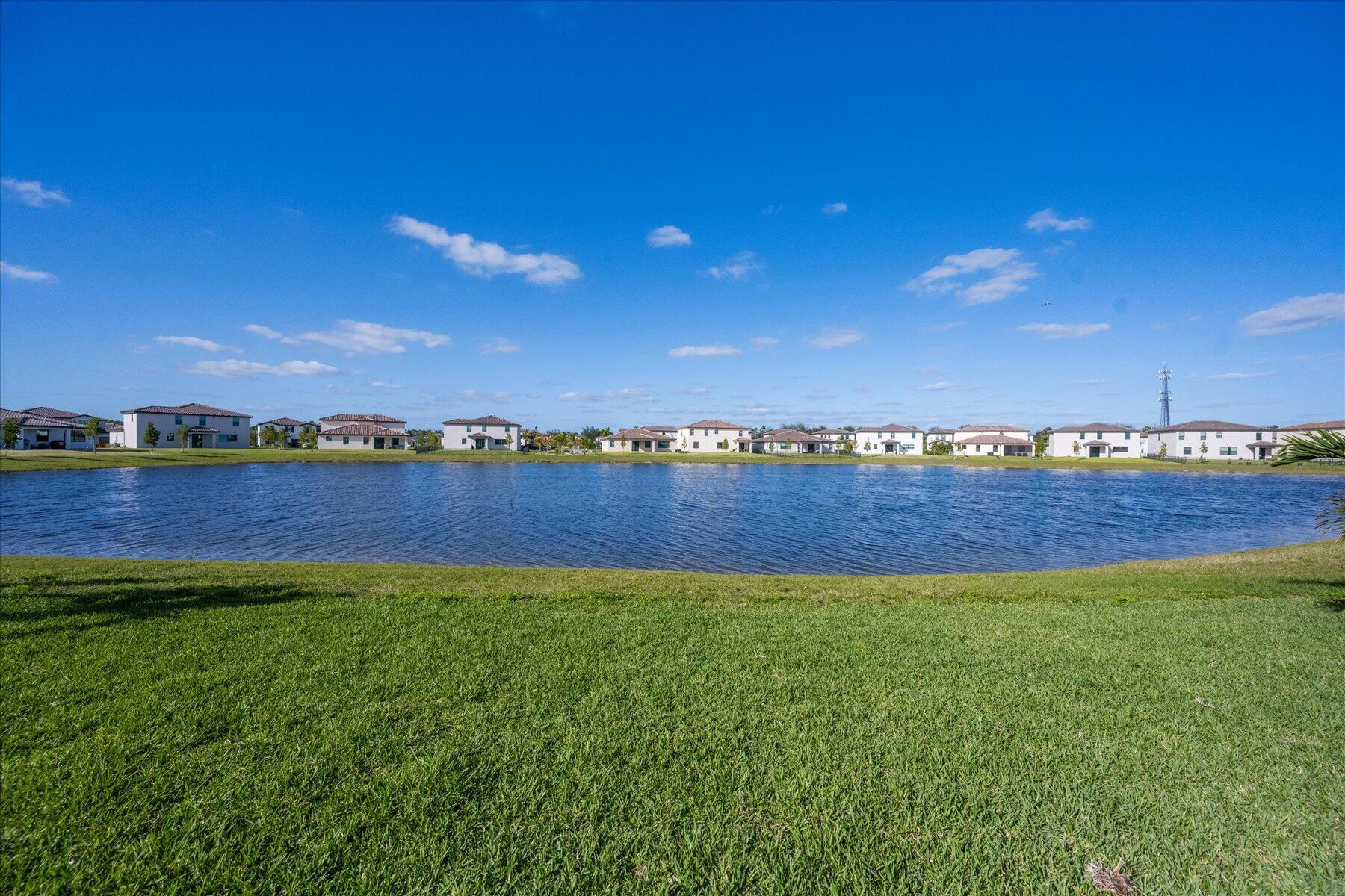 CRESTWOOD NORTH - Residential